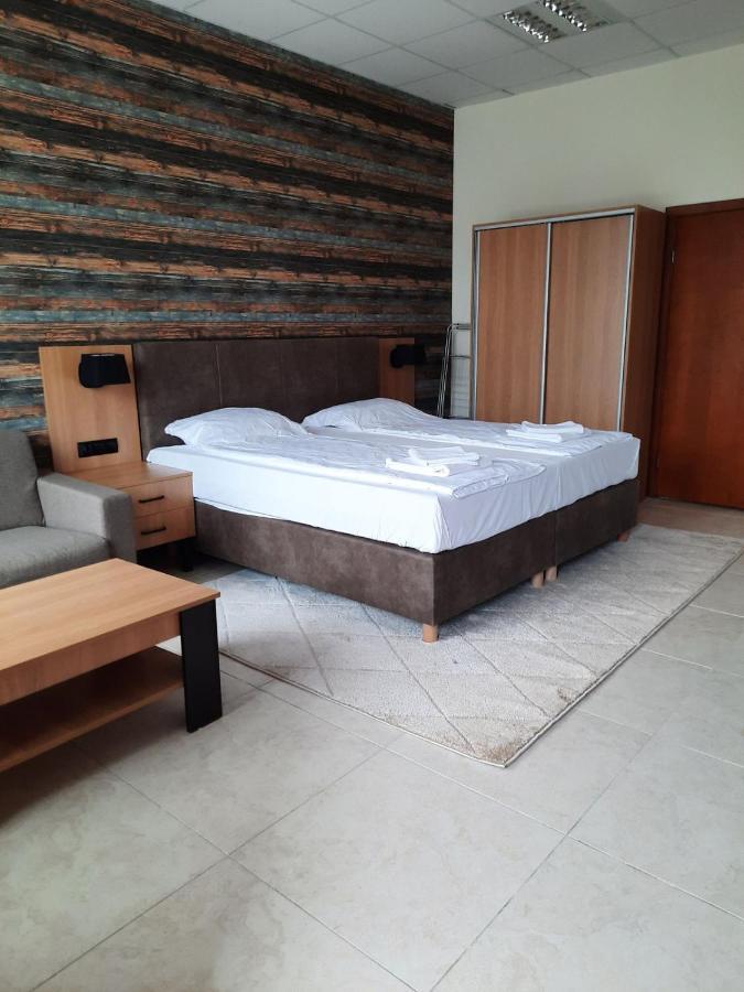 Бутикови Студиа Брита Kranevo Exteriör bild