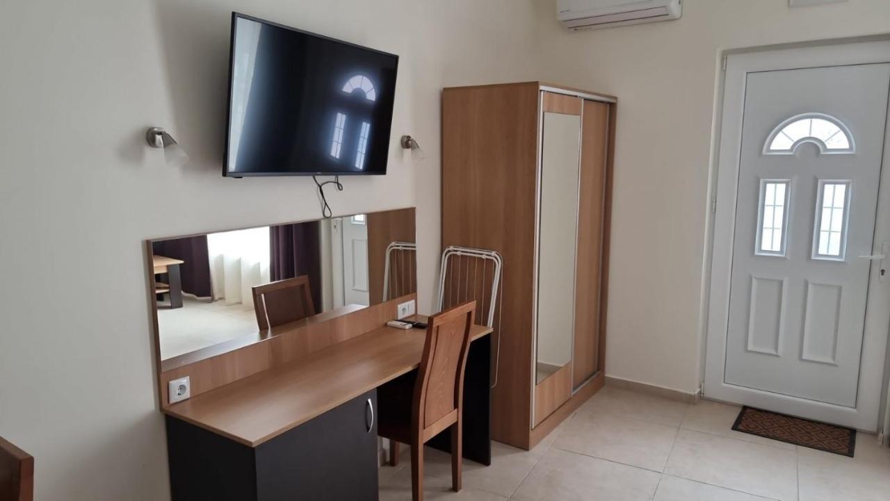 Бутикови Студиа Брита Kranevo Exteriör bild