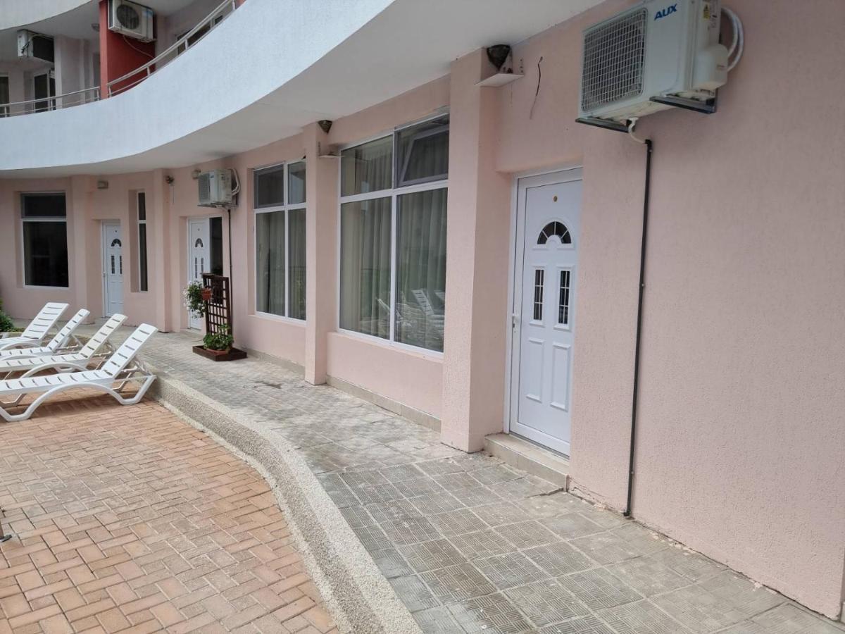 Бутикови Студиа Брита Kranevo Exteriör bild