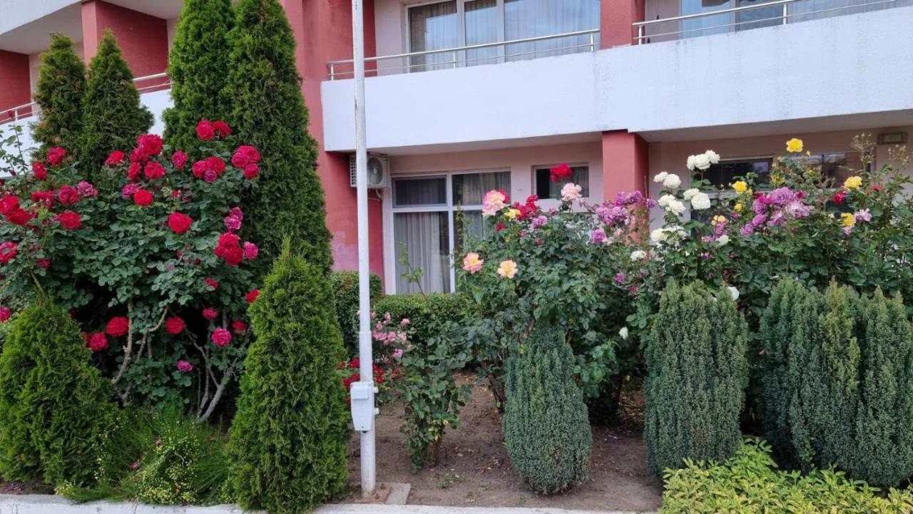 Бутикови Студиа Брита Kranevo Exteriör bild