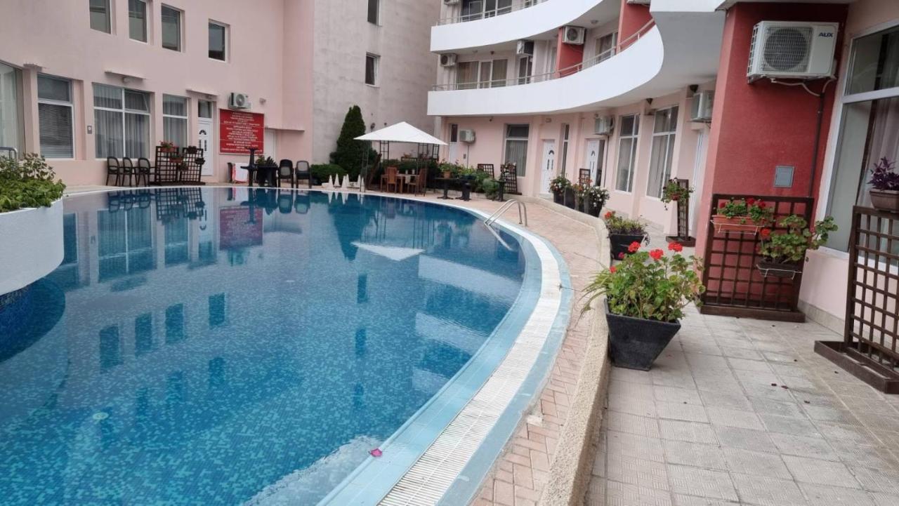 Бутикови Студиа Брита Kranevo Exteriör bild