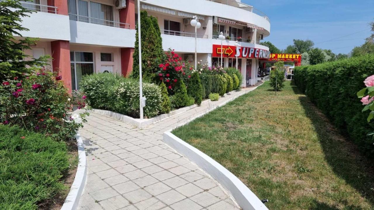 Бутикови Студиа Брита Kranevo Exteriör bild